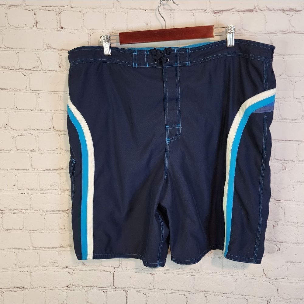 Men's Joe Boxer swim trunks, size Large